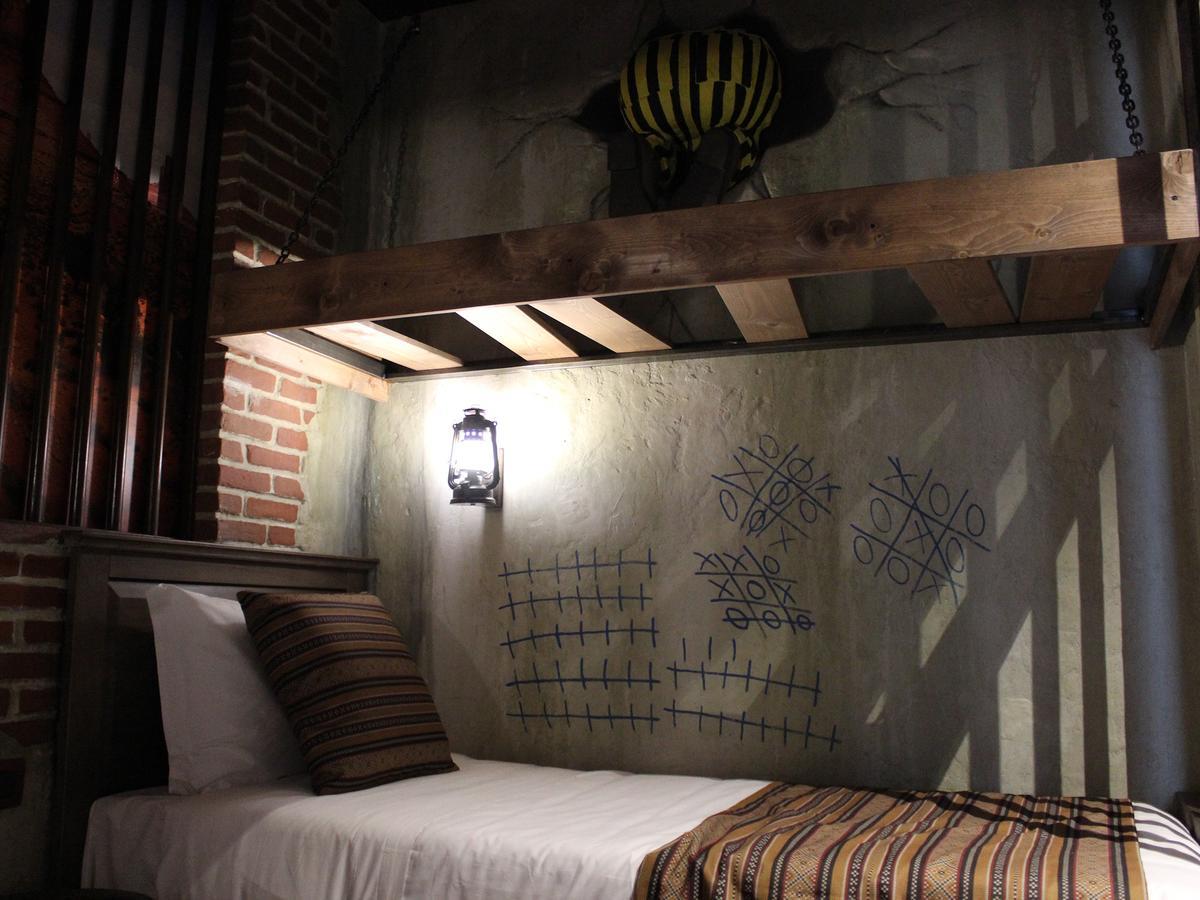 Gardaland Adventure Hotel Castelnuovo del Garda Exterior foto