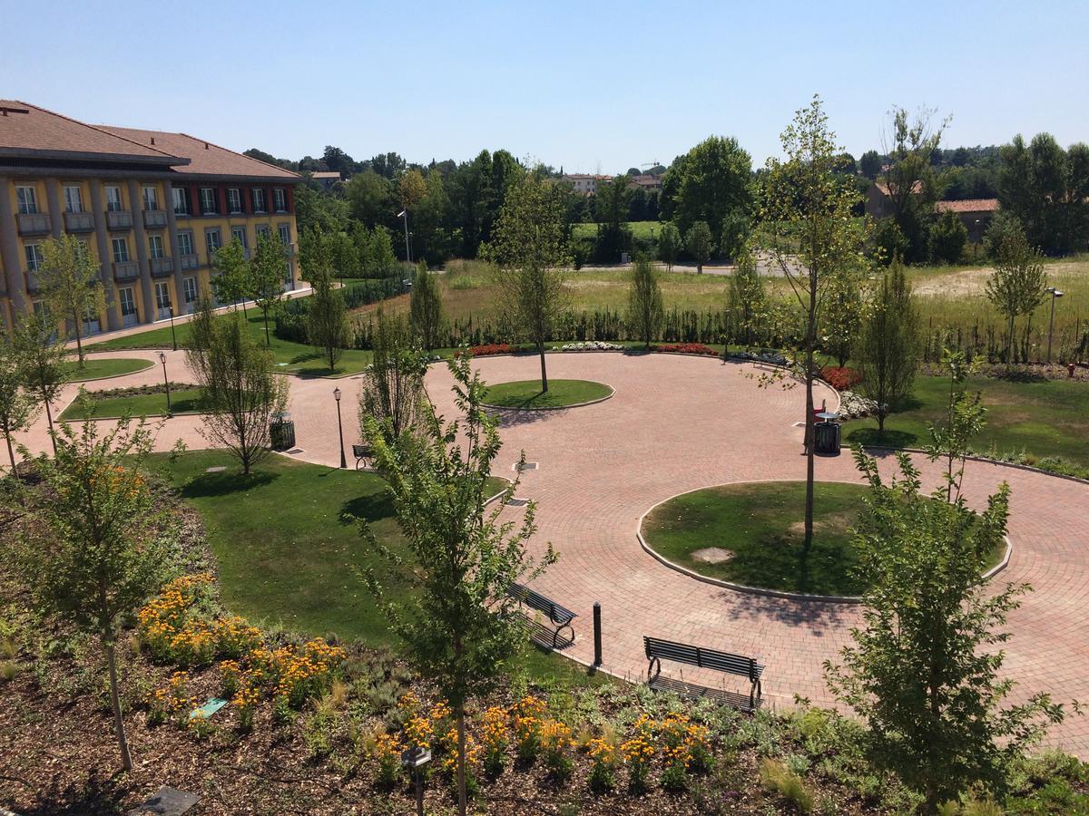 Gardaland Adventure Hotel Castelnuovo del Garda Exterior foto